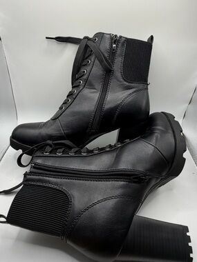 Bamboo Chunky Lug Sole Platform Women's Black Ankle Lace-Up Boots